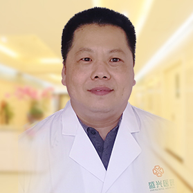 廖朝晗-外科   主任醫(yī)師 原秀嶼區(qū)醫(yī)院外科主任、主任醫(yī)師